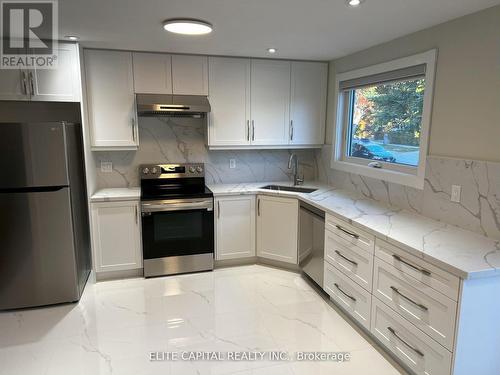67 Hutcherson Square, Toronto, ON - Indoor Photo Showing Kitchen