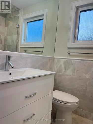 67 Hutcherson Square, Toronto, ON - Indoor Photo Showing Bathroom