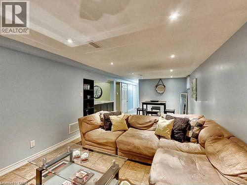 96 Manning Avenue, Hamilton, ON - Indoor Photo Showing Living Room