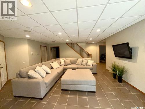 57 Estates Drive, Elk Ridge, SK - Indoor