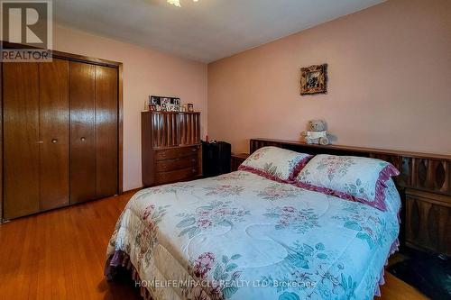 337 Mcneilly Road, Hamilton, ON - Indoor Photo Showing Bedroom