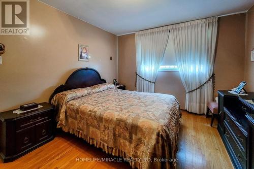 337 Mcneilly Road, Hamilton, ON - Indoor Photo Showing Bedroom