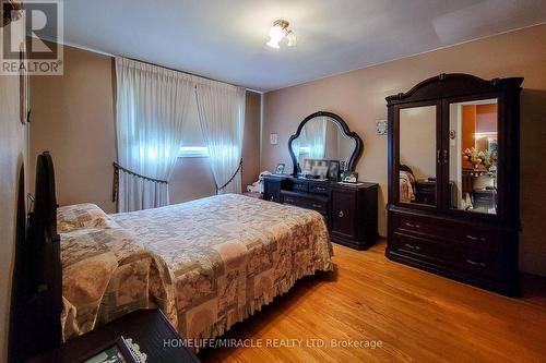337 Mcneilly Road, Hamilton, ON - Indoor Photo Showing Bedroom