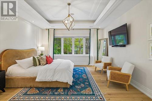 1445 Skyline Drive, Mississauga, ON - Indoor Photo Showing Bedroom