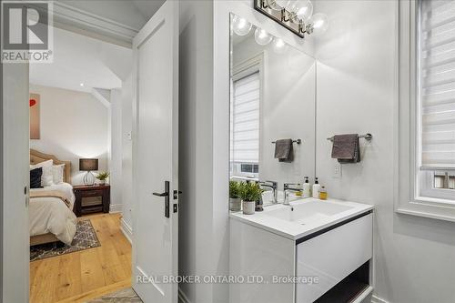 1445 Skyline Drive, Mississauga, ON - Indoor Photo Showing Bathroom