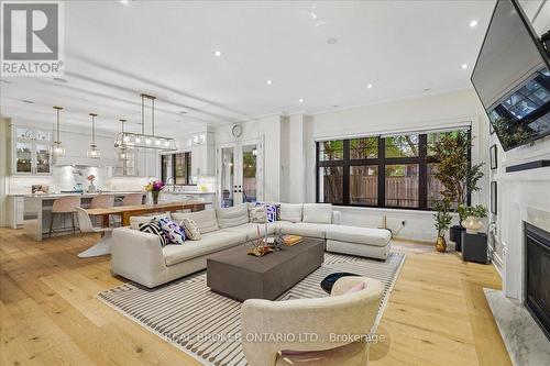 1445 Skyline Drive, Mississauga, ON - Indoor Photo Showing Living Room With Fireplace