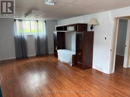 65 Saint Andrews Avenue, Welland, ON - Indoor