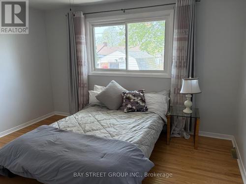 65 Saint Andrews Avenue, Welland, ON - Indoor Photo Showing Bedroom