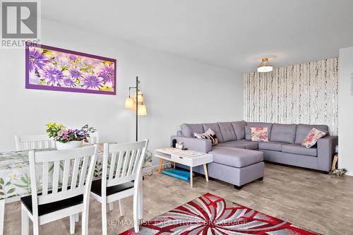 710 - 66 Greenview Drive, Kingston (Central City West), ON - Indoor Photo Showing Living Room