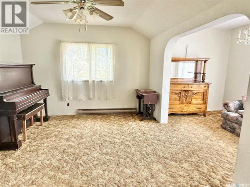 112 1St Street W, Shell Lake, SK - Indoor