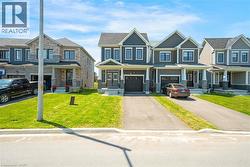 305 VANILLA Trail Thorold, ON L2V 0K8