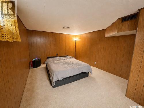 828 I Avenue S, Saskatoon, SK - Indoor Photo Showing Bedroom