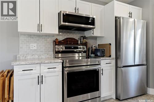 201 Silton Street, Bulyea, SK - Indoor Photo Showing Kitchen