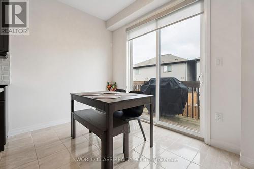 4073 Healing Street, Lincoln, ON - Indoor Photo Showing Other Room