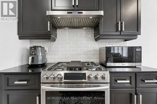 4073 Healing Street, Lincoln, ON - Indoor Photo Showing Kitchen