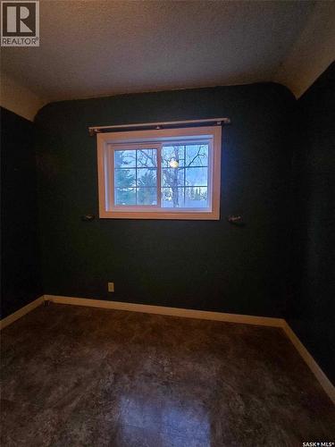 209 2Nd Avenue E, Kelvington, SK - Indoor Photo Showing Other Room
