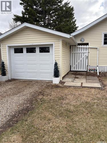 209 2Nd Avenue E, Kelvington, SK - Outdoor