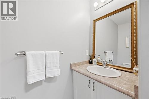 1085 Harrogate Drive Unit# 35, Ancaster, ON - Indoor Photo Showing Other Room