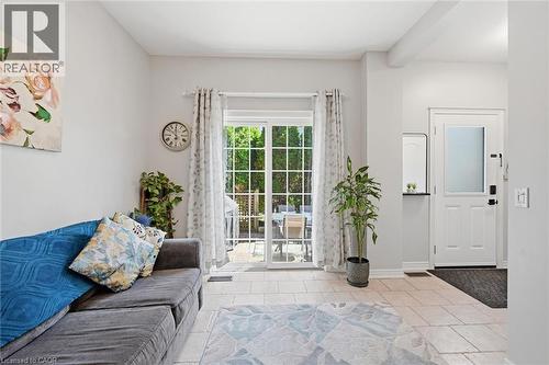 1085 Harrogate Drive Unit# 35, Ancaster, ON - Indoor Photo Showing Other Room