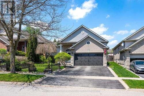 11 KINGSLEY ROAD  Halton Hills, ON L7J 2Z5
