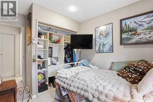 16 425 Pinehouse Drive, Saskatoon, SK - Indoor Photo Showing Bedroom
