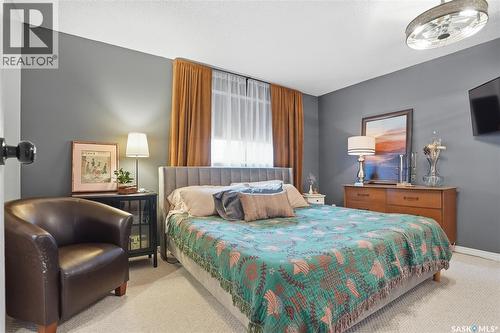 16 425 Pinehouse Drive, Saskatoon, SK - Indoor Photo Showing Bedroom