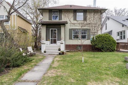251 Elm St, Winnipeg, MB 