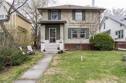 251 Elm ST  Winnipeg, MB R3M 3N5