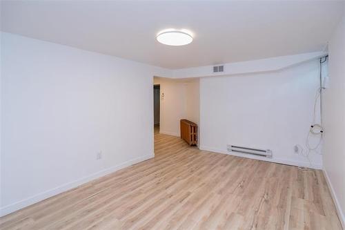 251 Elm St, Winnipeg, MB 