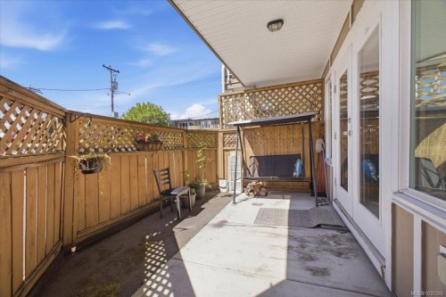 #101-2510 Alexander St, Duncan, BC - Outdoor With Exterior