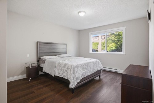 #101-2510 Alexander St, Duncan, BC - Indoor Photo Showing Bedroom