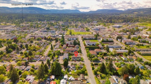 #101-2510 Alexander St, Duncan, BC - Outdoor With View