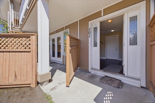 #101-2510 Alexander St, Duncan, BC - Outdoor With Exterior