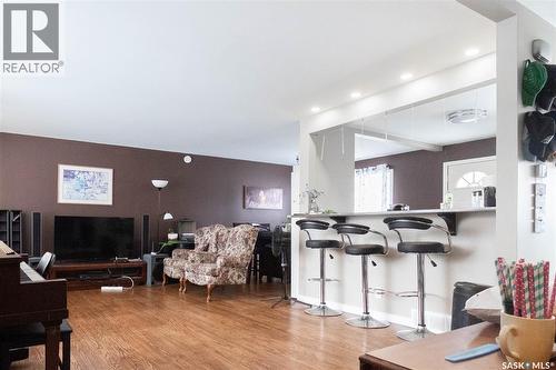 92 Bell Street, Regina, SK - Indoor