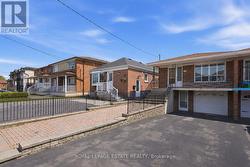 73A NORTH BONNINGTON AVENUE  Toronto, ON M1K 1X5