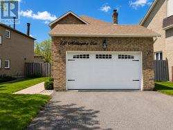 12 MILLINGTON CRESCENT Ajax, ON L1T 1R1