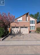 4 TOWNLEY AVENUE Markham, ON L3S 1C9