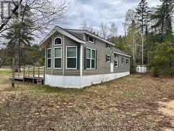 38 BOULTER LAKE ROAD Hastings Highlands (Mcclure Ward), ON K0L 2K0