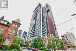 502 - 28 LINDEN STREET Toronto, ON M4Y 0A4