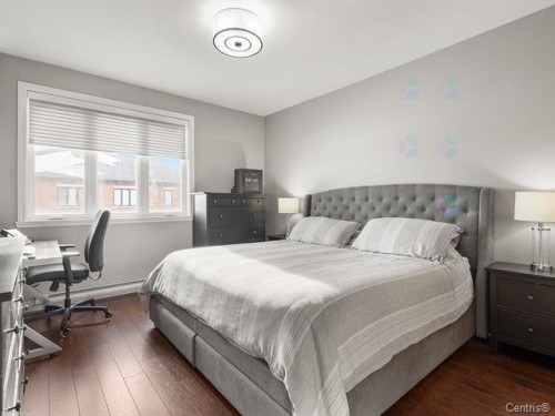 Chambre à coucher principale - 2340  - 303 Rue Monet, Laval (Duvernay), QC - Indoor Photo Showing Bedroom