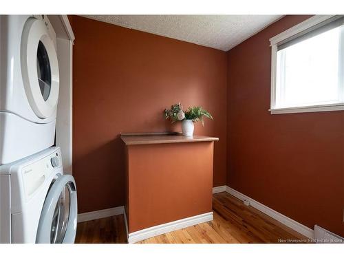 122 Burpee St, Fredericton, NB 