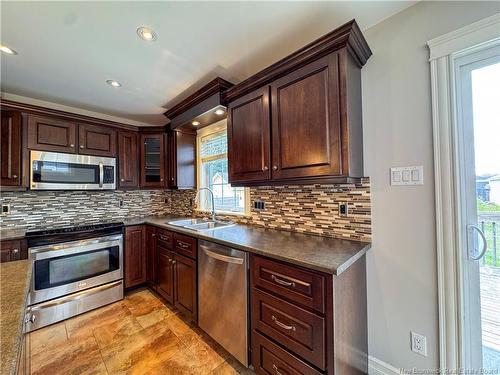 87 Tilmon Cres, Dieppe, NB 