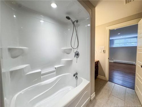87 Tilmon Cres, Dieppe, NB 
