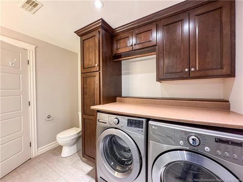 87 Tilmon Cres, Dieppe, NB 