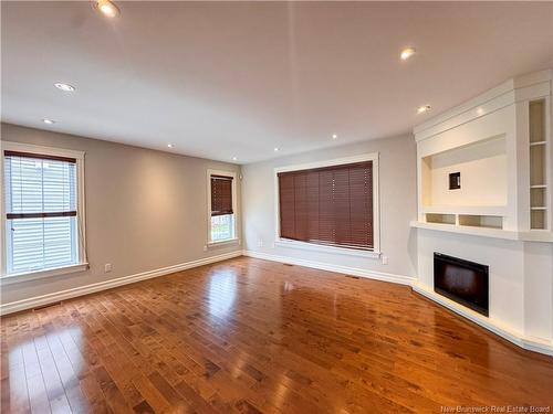 87 Tilmon Cres, Dieppe, NB 