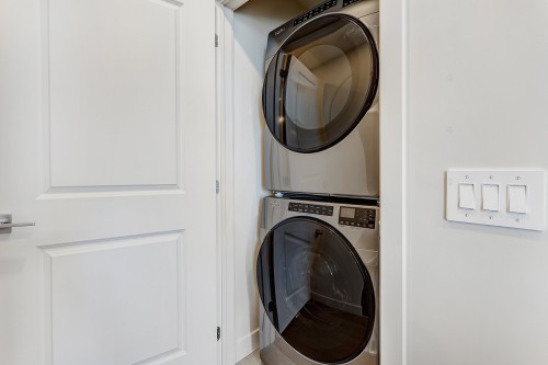 Laundry - 905-3000 Boul. Thimens, Montréal (Saint-Laurent), QC - Indoor Photo Showing Laundry Room