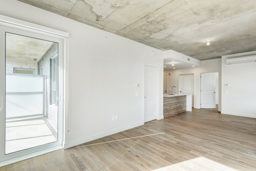 Living Room - 905-3000 Boul. Thimens, Montréal (Saint-Laurent), QC - Indoor Photo Showing Other Room