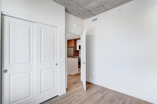 Bedroom - 905-3000 Boul. Thimens, Montréal (Saint-Laurent), QC - Indoor Photo Showing Other Room