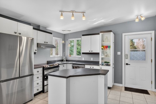 Cuisine - 1900 Mtée Lortie, Rivière-Rouge, QC - Indoor Photo Showing Kitchen With Double Sink