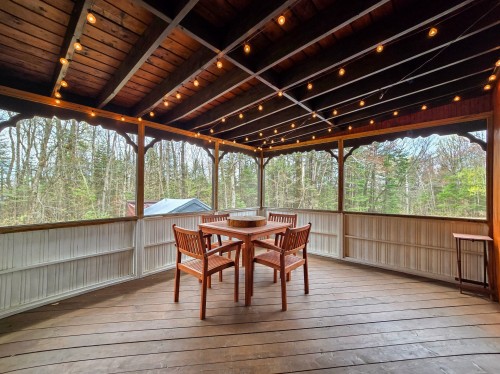 Veranda - 71 Ch. Amcon, Mille-Isles, QC 